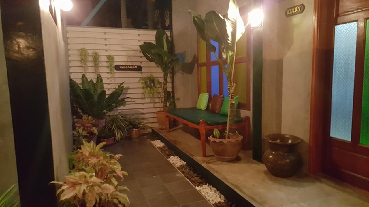 Pk Hostel Phra Nakhon Si Ayutthaya Zewnętrze zdjęcie