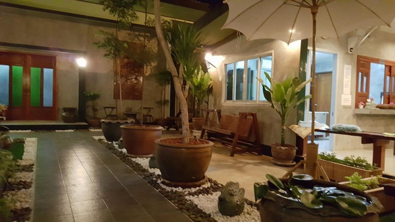 Pk Hostel Phra Nakhon Si Ayutthaya Zewnętrze zdjęcie