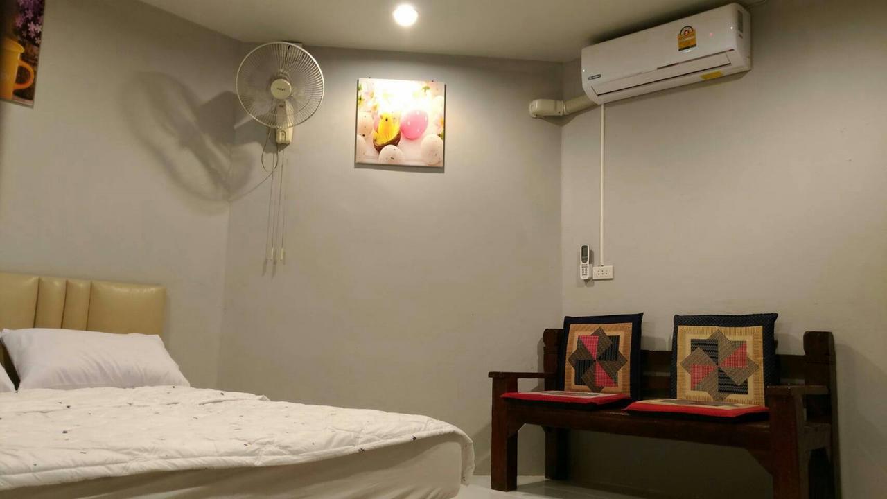 Pk Hostel Phra Nakhon Si Ayutthaya Zewnętrze zdjęcie