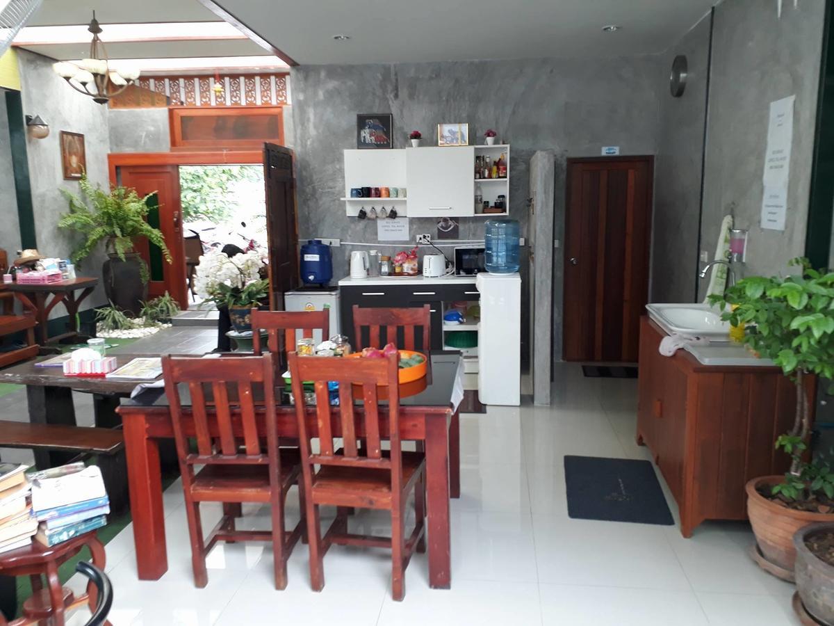 Pk Hostel Phra Nakhon Si Ayutthaya Zewnętrze zdjęcie